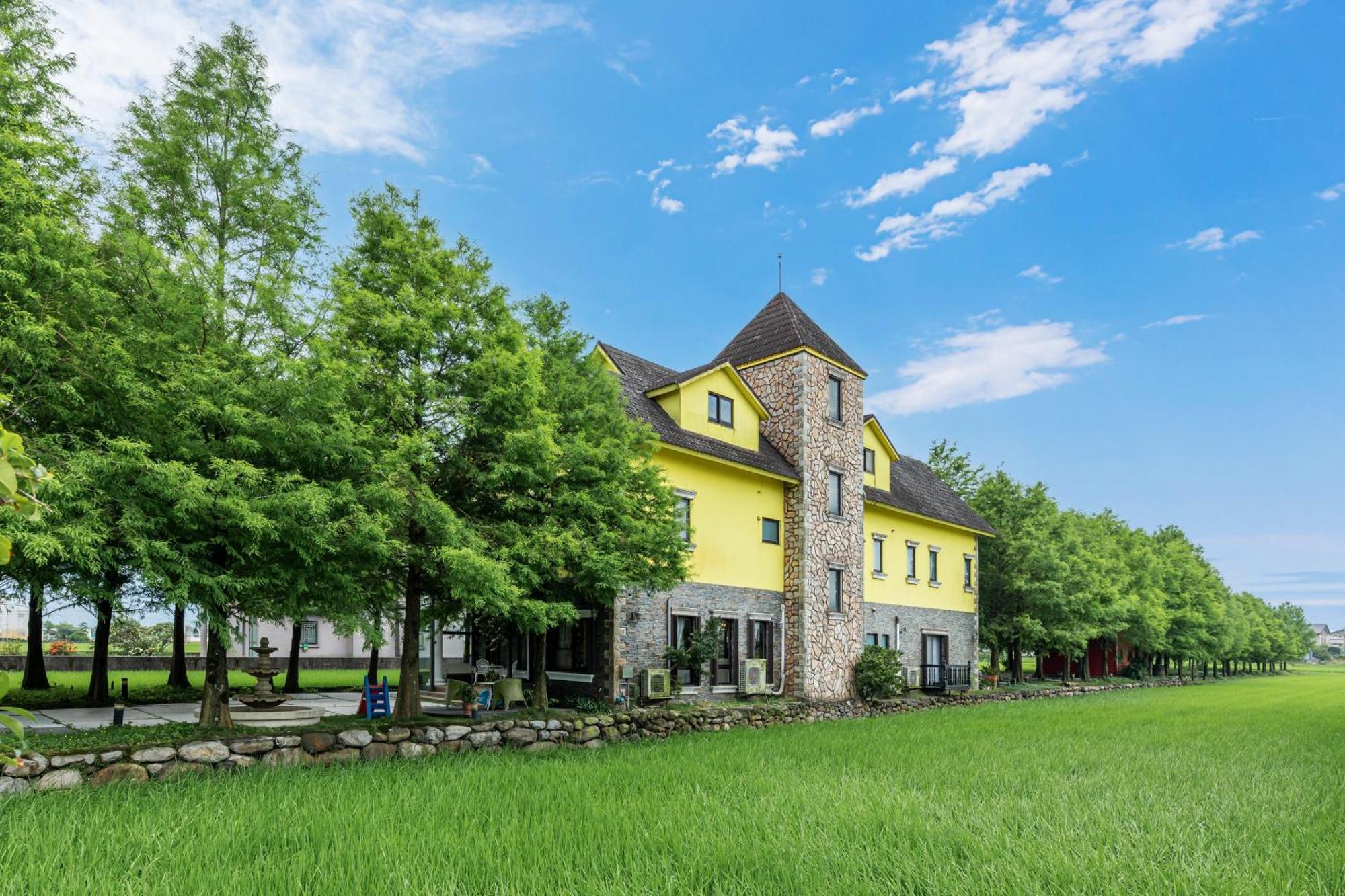 Happiness Pass On Apartment Wujie Bagian luar foto